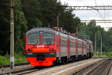ЭД9М-0140,_Россия,_Ярославская_область,_станция_Телищево_(Trainpix_215985)