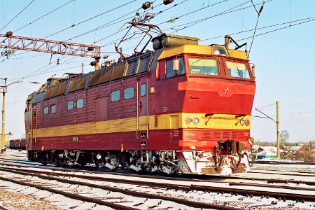 ЧС4Т-662,_Russia,_Saratov_region,_Rtishchevo-I_station_(Trainpix_188046)