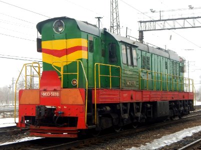 ЧМЭ3-5698,_Россия,_Самарская_область,_станция_Сызрань_(Trainpix_189524)
