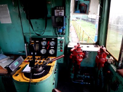 ЧМЭ3-5384,_Россия,_Самарская_область,_станция_Сызрань-I_(Trainpix_137024)