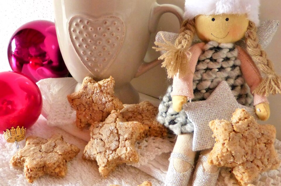 Cookie bake cinnamon stars