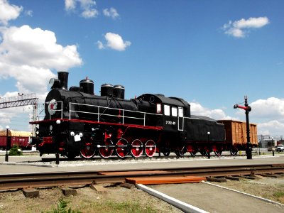 Эу702-89,_Казахстан,_Костанайская_область,_станция_Костанай_(Trainpix_65923)