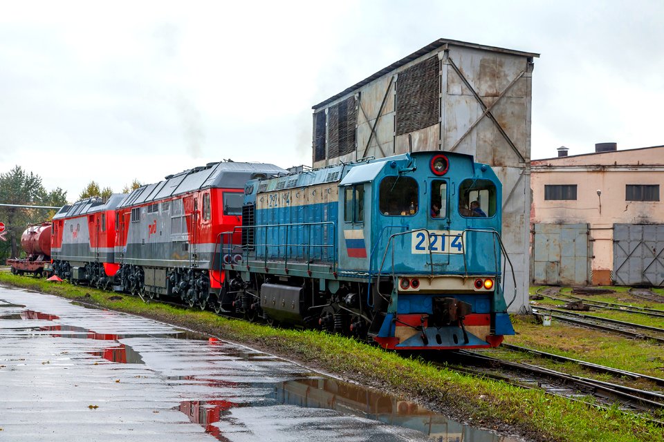 ТГМ6А-2214,_Russia,_Moscow_region,_Kolomna,_PJSC_"Kolomensky_Zavod”_(Trainpix_146517)