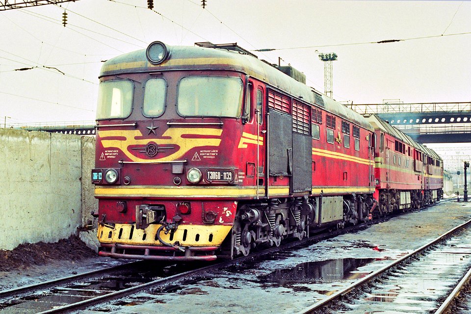 ТЭП60-1139,_Russia,_Saratov_region,_Saratov_depot_(Trainpix_167565)