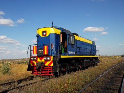 ТЭМ2УМ-445,_Казахстан,_Карагандинская_область,_перегон_Распорядительная_-_Сельстрой_(Trainpix_38968)