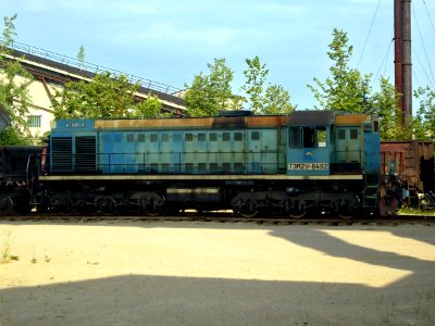 ТЭМ2У-8492,_Литва,_Вильнюсский_уезд,_подъездной_путь_от_станция_Сянейи-Тракай_(Trainpix_92399)