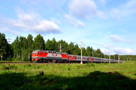 ЭП2К-128,_Россия,_Челябинская_область,_перегон_Миасс-I_-_Кисегач_(Trainpix_200168)