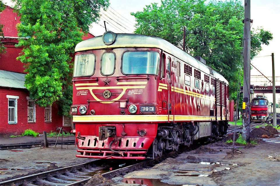 ТЭП60-1238,_Russia,_Saratov_region,_Saratov_depot_(Trainpix_173237)