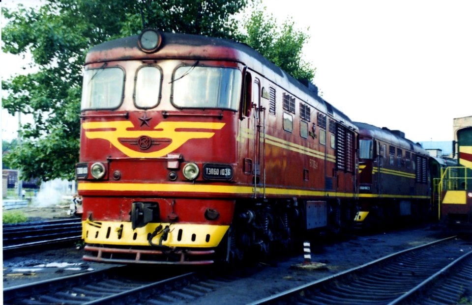ТЭП60-1036,_Russia,_Lipetsk_region,_Yelets-Northern_depot_(Trainpix_147665)