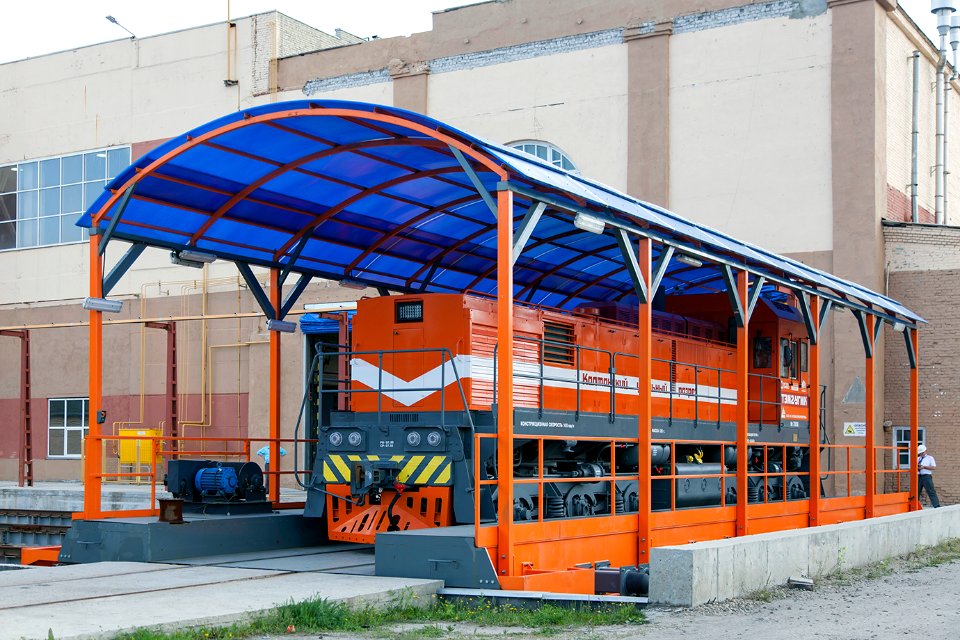 ТЭМ2УГМК-7856,_Russia,_Kurgan_region,_JSC_«Shadrinsk_plant_of_automobile_units»_(Trainpix_172566)