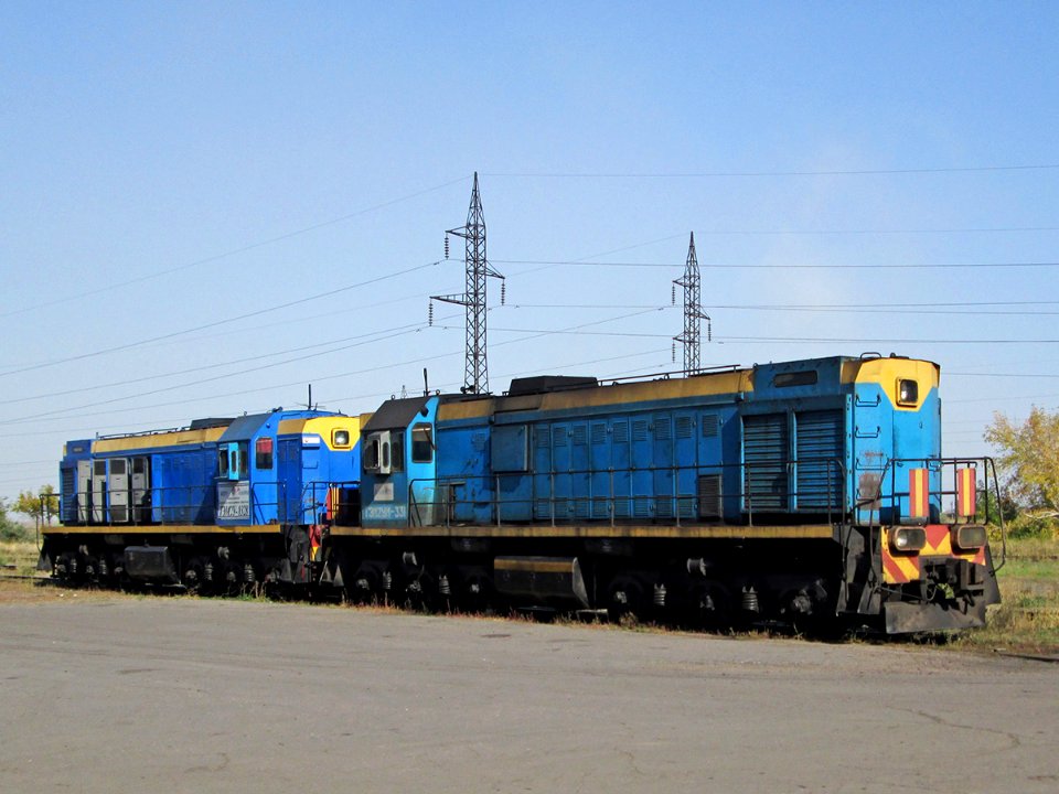 ТЭМ2У-8328,_Казахстан,_Карагандинская_область,_депо_КПТУ_(Trainpix_142976)