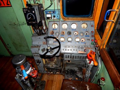 ТЭМ2-1312,_Russia,_Samara_region,_Syzran_depot_(Trainpix_129371)