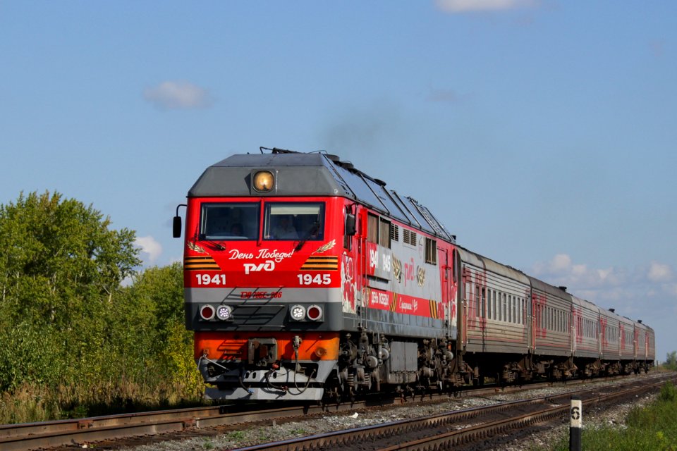 ТЭП70БС-286,_Россия,_Тюменская_область,_перегон_блок-пост_Тура-I_-_Тюмень-Северная_(Trainpix_204605)