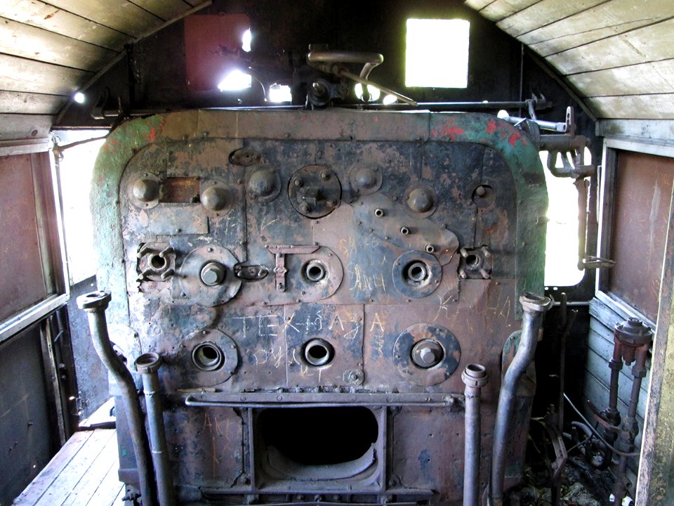 Эл.692,_Казахстан,_Карагандинская_область,_станция_Распорядительная_(Trainpix_134338)
