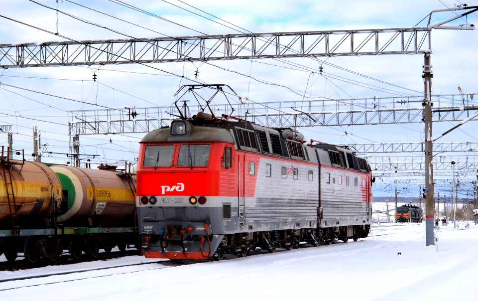 ЧС7-207,_Россия,_Башкортостан,_станция_Кандры_(Trainpix_156888)