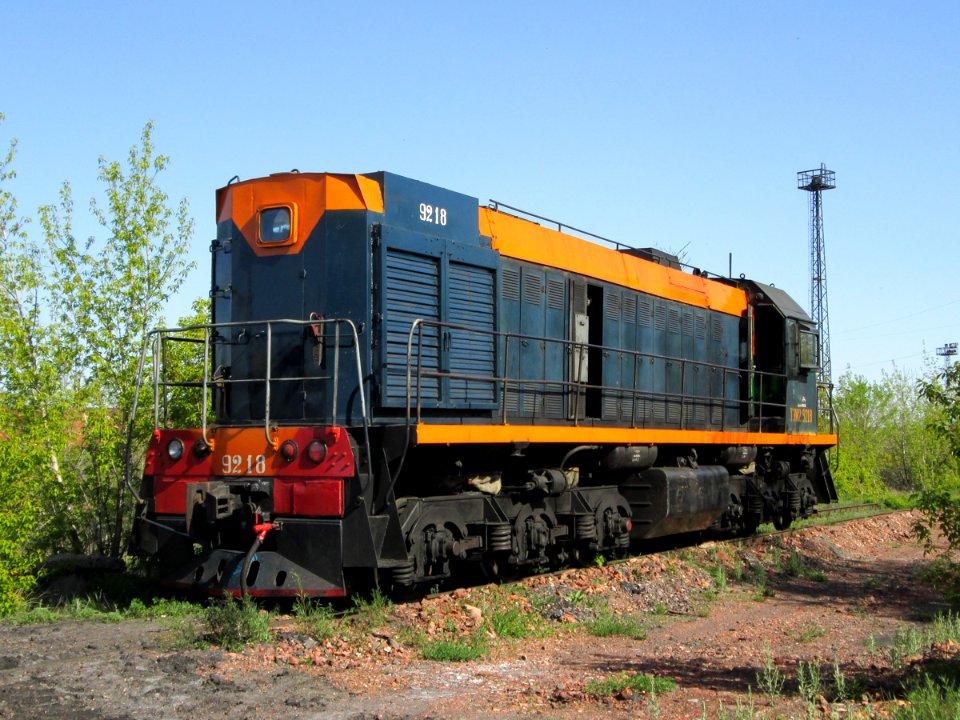 ТЭМ2У-9218,_Казахстан,_Карагандинская_область,_депо_КПТУ_(Trainpix_163637)