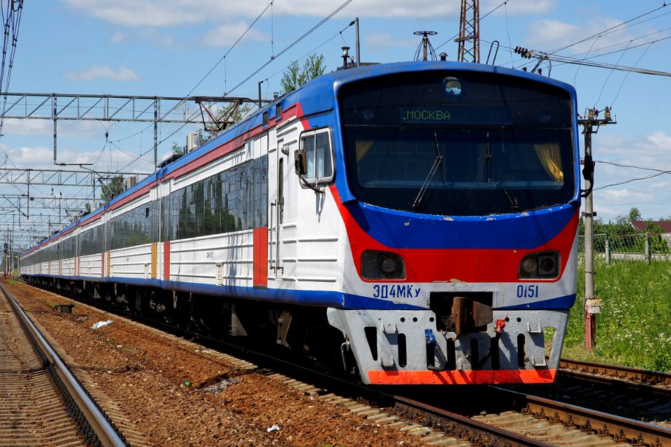 ЭД4МКу-0151,_Россия,_Тверская_область,_станция_Завидово_(Trainpix_79500)