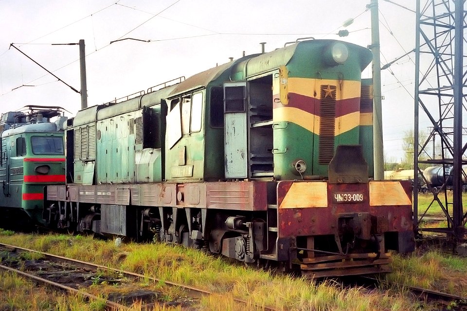 ЧМЭ3-009,_Russia,_Smolensk_region,_Vyazma_depot_(Trainpix_151941)