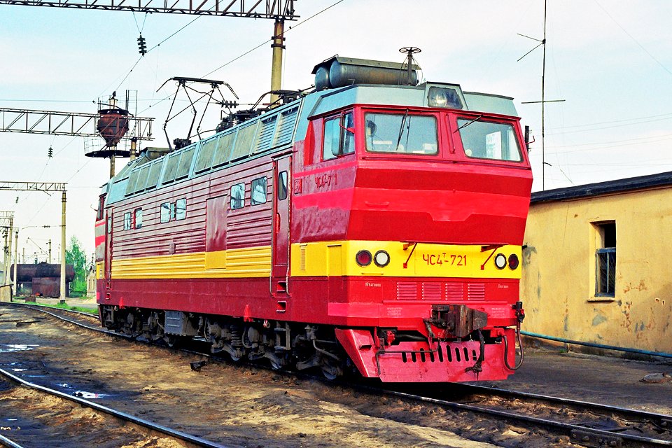 ЧС4Т-721,_Russia,_Lipetsk_region,_Yelets-Northern_depot_(Trainpix_199588)