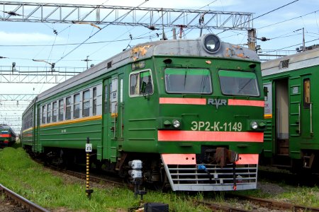 ЭР2К-1149,_Россия,_Санкт-Петербург,_депо_Санкт-Петербург-Пассажирский-Московский_(Trainpix_50318)