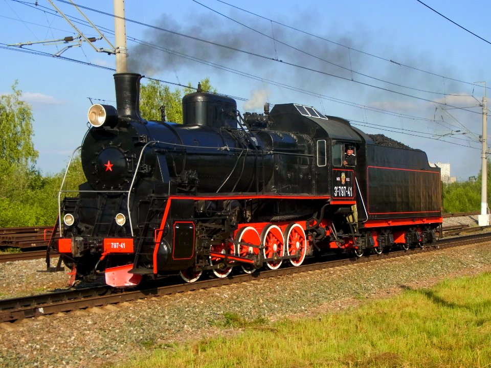 Эр-797-41-_EXPO-1520_train_parade_2017