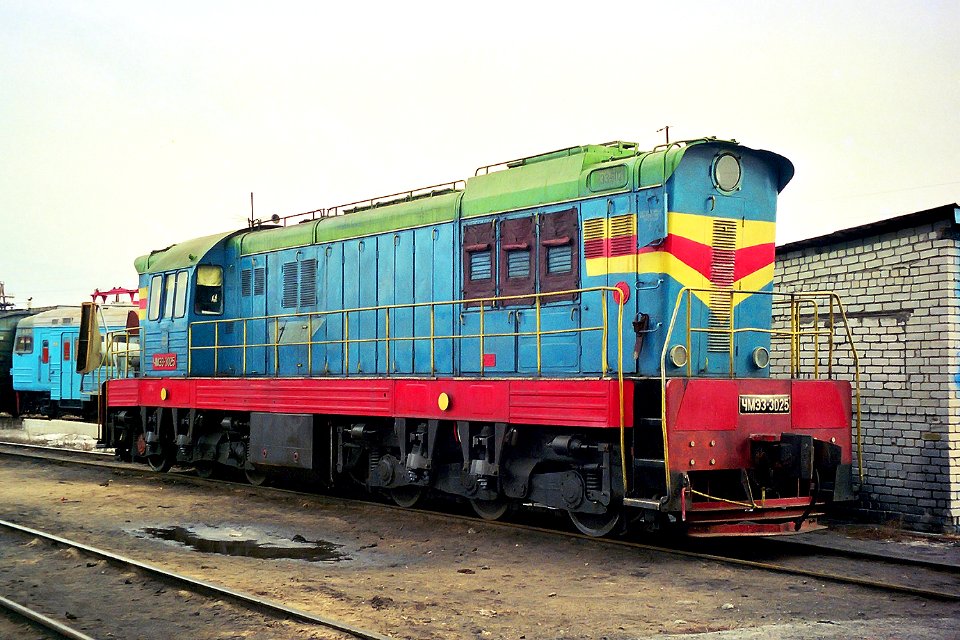 ЧМЭ3-3025,_Russia,_Saratov_region,_Anisovka_depot_(Trainpix_153373)