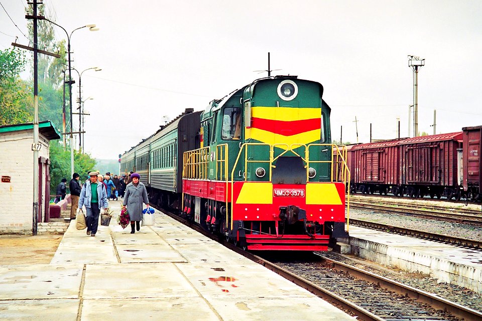 ЧМЭ3-3578,_Россия,_Волгоградская_область,_станция_Камышин_(Trainpix_155875)