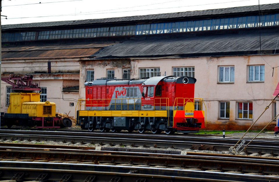 ЧМЭ3-2835,_Russia,_Chelyabinsk_region,_Troitsk_depot_(Trainpix_171207)