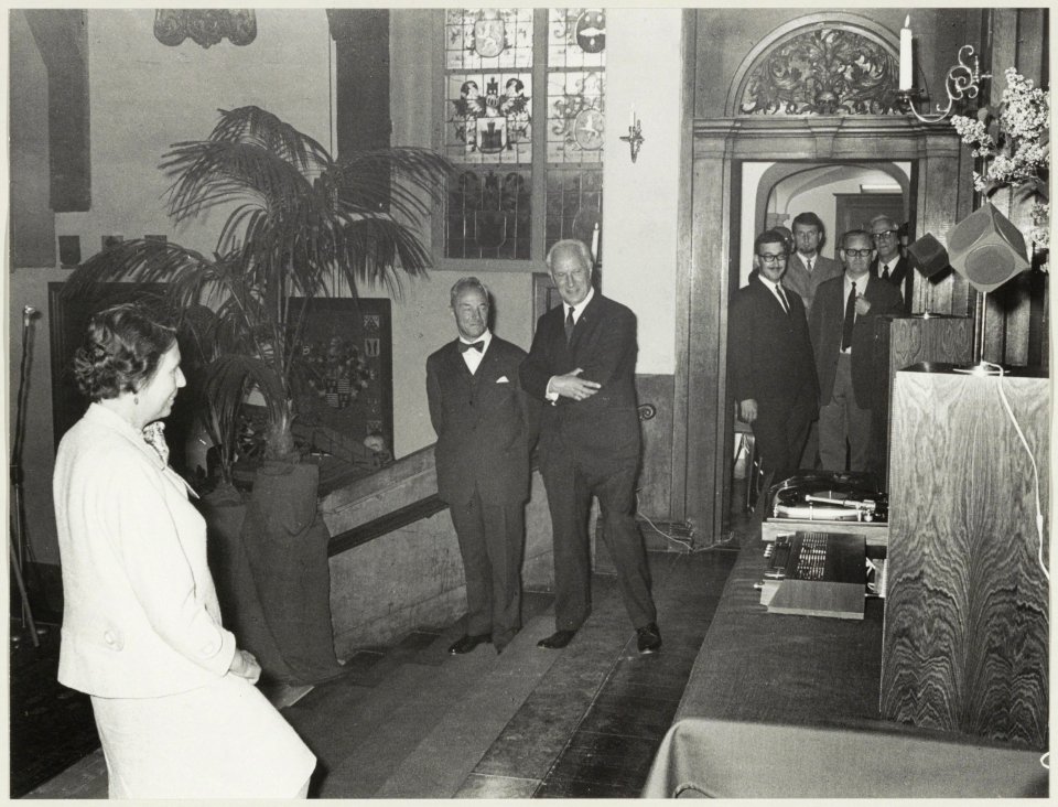 Afscheid_van_burgemeester_Cremers_in_de_Gravenzaal._NL-HlmNHA_54011963