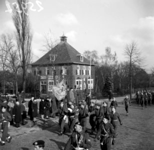 Afscheid_vijfde_bataljon_8R-I_te_Amersfoort,_Bestanddeelnr_902-5951