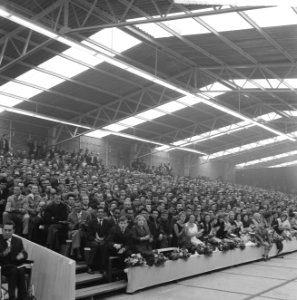Afscheid_van_dr._H._J._van_Doorne_te_Eindhoven,_v.l.n.r_W._A._V._van_Doorne,_Hub,_Bestanddeelnr_917-8118
