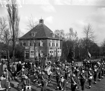 Afscheid_vijfde_bataljon_8R-I_te_Amersfoort,_Bestanddeelnr_902-5952