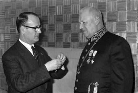 Afscheidsreceptie_burgemeester_Boot_van_Hilversum._Tijdens_receptie,_Bestanddeelnr_920-9543