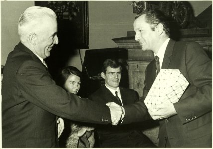 Afscheid_van_technisch-directeur_Ir._J.J._Fuykschot,_NL-HlmNHA_5400464829
