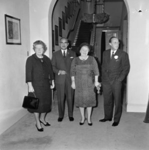Afscheidslunch_voor_oud-gevolmachtigde_minister_van_Suriname,_mrs._S.D._Emanuels,_Bestanddeelnr_917-3591
