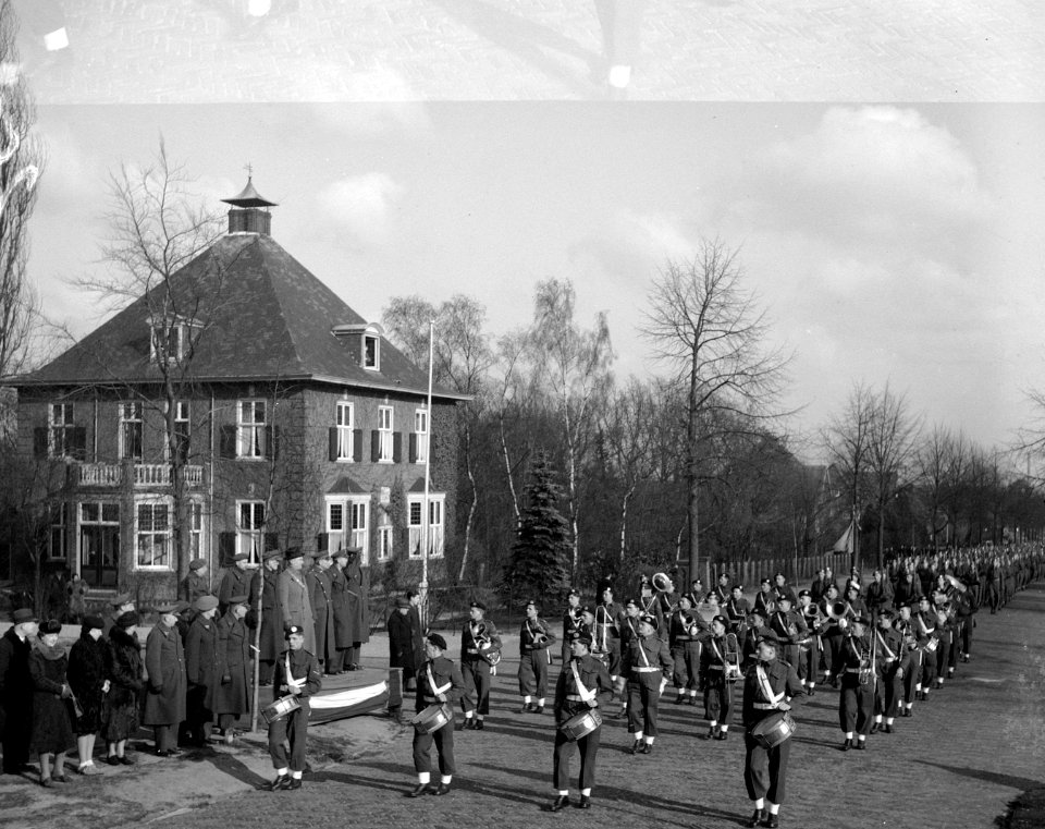 Afscheid_vijfde_bataljon_8R-I_te_Amersfoort,_Bestanddeelnr_902-5950