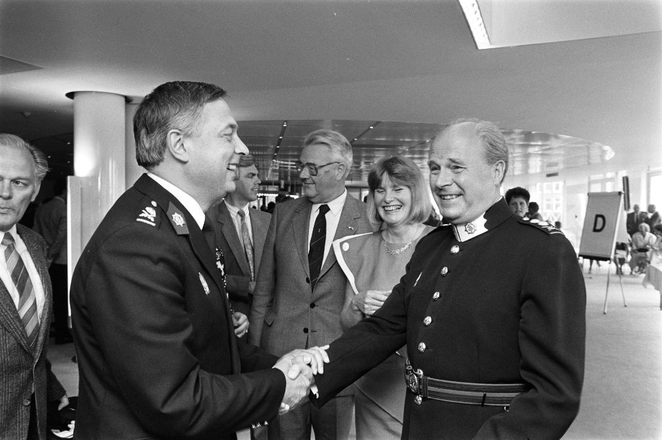 Afscheidsreceptie_hoofdcommissaris_Valken_van_Amsterdam_nieuwe_hoofdcommissaris,_Bestanddeelnr_933-9949