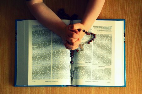 The rosary faith pray