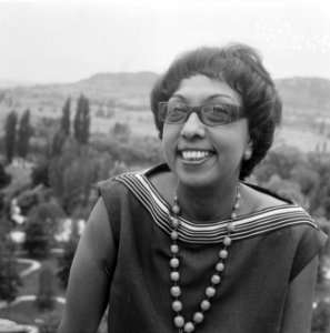 Afhalen_van_Josephine_Baker_in_Frankrijk_Portret_J_B,_Bestanddeelnr_912-6480