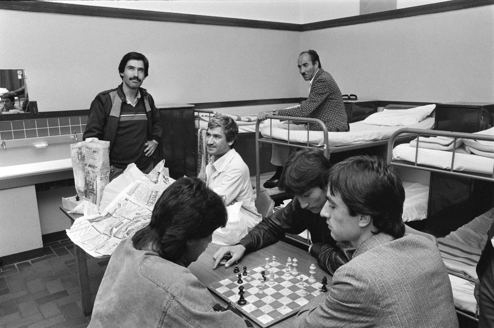 Afghanen_in_hotel_in_Amsterdam_Special-GPD,_Bestanddeelnr_933-6845