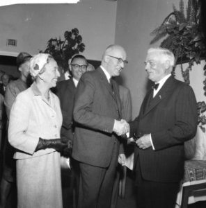 Afscheidsreceptie_professor_Flieringa_(directeur_Oogziekenhuis),_Bestanddeelnr_913-0151