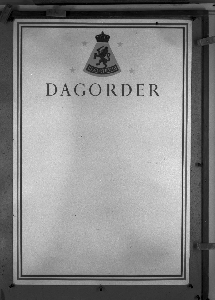 Affiches_en_pamfletten_Tweede_Wereldoorlog_voorbeeld_Dagorder,_Bestanddeelnr_935-2434