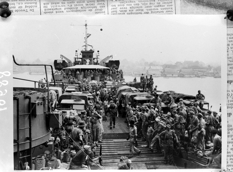 Aflossing_Britse_troepen_te_Palembang,_Bestanddeelnr_901-9588
