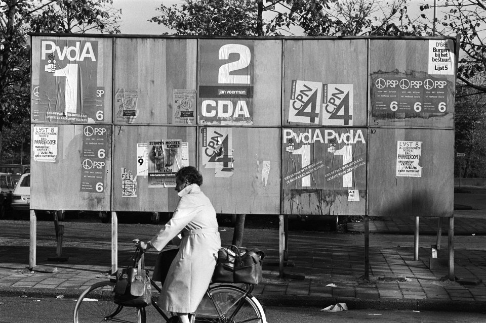 Affiches_voor_de_verkiezingen_in_Amsterdam-Noord,_Bestanddeelnr_931-7593