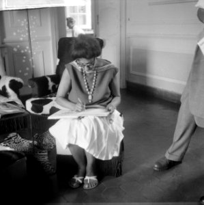 Afhalen_van_Josephine_Baker_in_Frankrijk,_Bestanddeelnr_912-6469