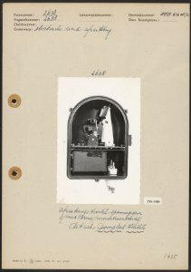 Afrasteringstoestel_-_spanningsgever_(merk_Nervus_wisselstroomtoestel)_detail,_Bestanddeelnr_256-3486