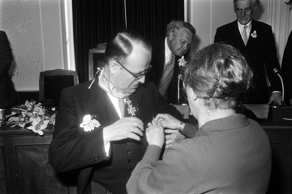 Afscheid_Commissaris_der_Koningin_heer_Kranenburg_in_Haarlem_minister_De_Gaay_F,_Bestanddeelnr_928-5419
