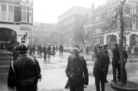 Afloop_gijzeling_in_Consulaat_in_Amsterdam_overzicht_operatie_peace_and_love,_Bestanddeelnr_928-3334
