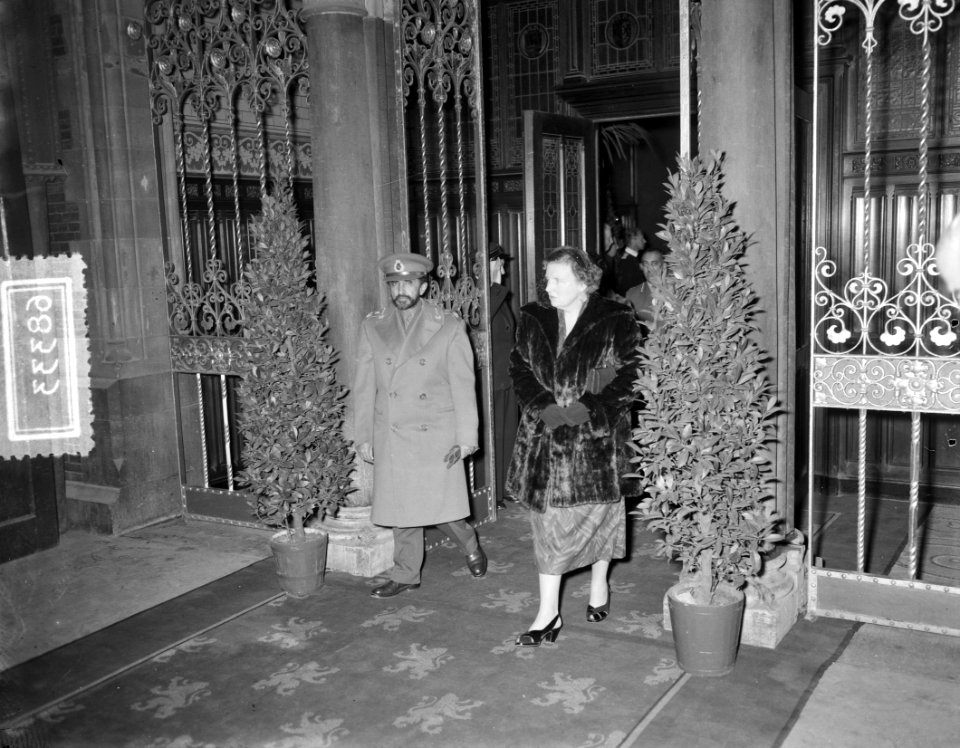 Afscheid_en_vertrek_Keizer_Selassie_uit_Amsterdam,_Bestanddeelnr_906-8333