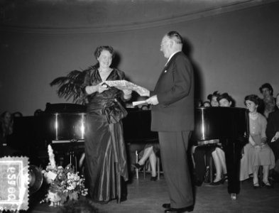 Afscheidsconcert_Jo_Vincent_,_Den_Haag,_Bestanddeelnr_906-2100